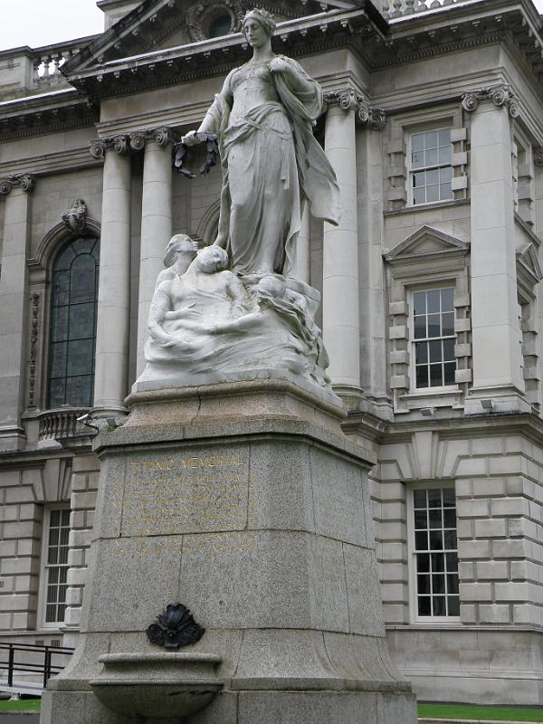 20100811a4 Titanic monument.JPG